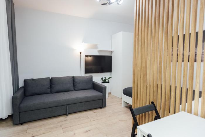 Petrovdom 2-237 apartment in Warsaw, RC Bliska Wola Tower