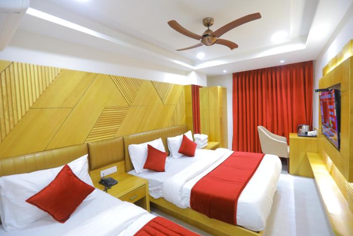 Hotel Glitz - Walk in from New Delhi Railway Station