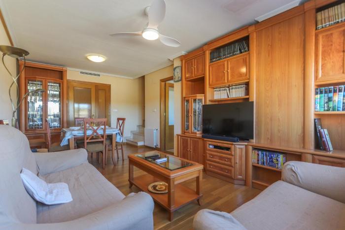 087 - Apartamento Gerona - comfortHOLIDAYS