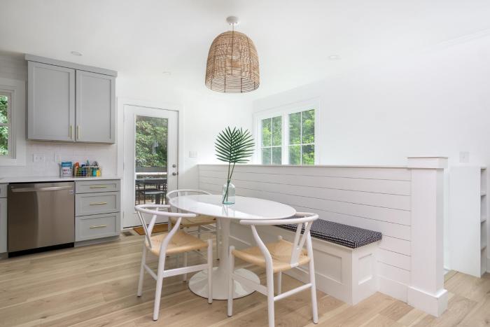 Cottontail Cottage Pet-friendly, Fire Pit & 10 Min. to Downtown AVL!