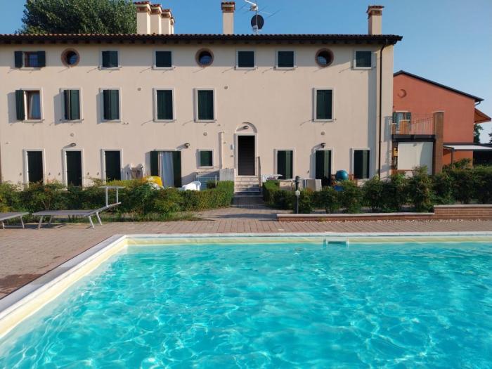 Green Park Apartment