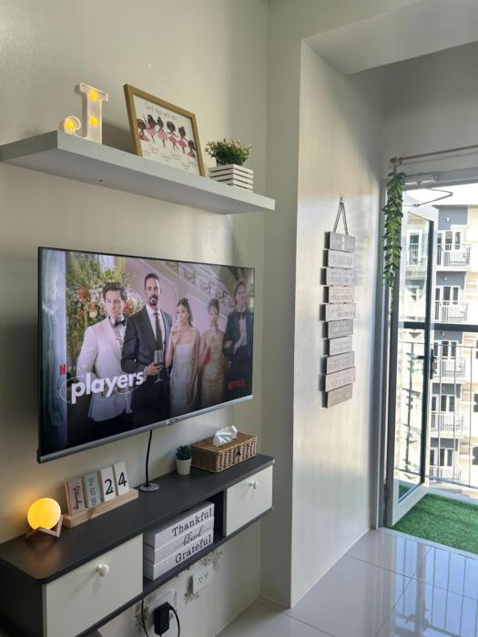 JustRelax Staycation at Vine Residences