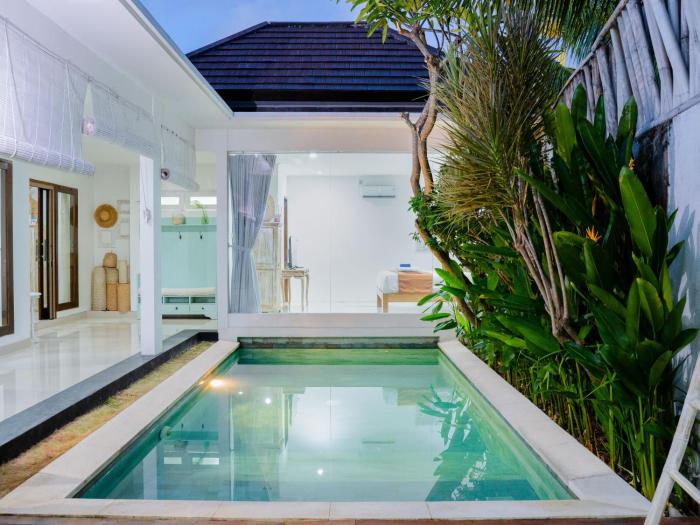 Massive 3 bedroom villa in heart of Seminyak