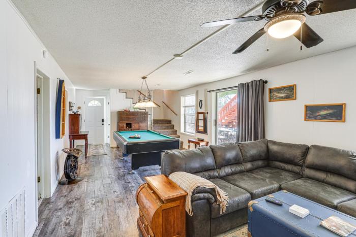 Arkansas Lake House with Private Dock!