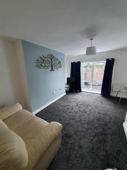 Quiet 2 bedroom flat in Darlington with free parking, wi-fi and more