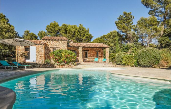 6 Bedroom Stunning Home In Aups