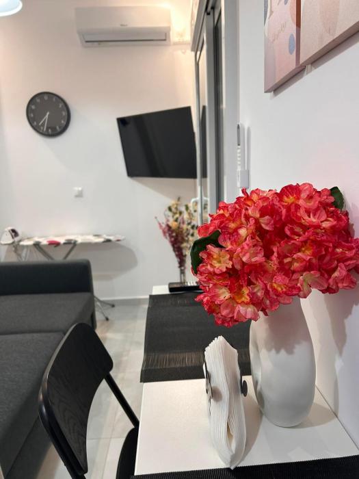 Artemis Beach Holiday Nest 1