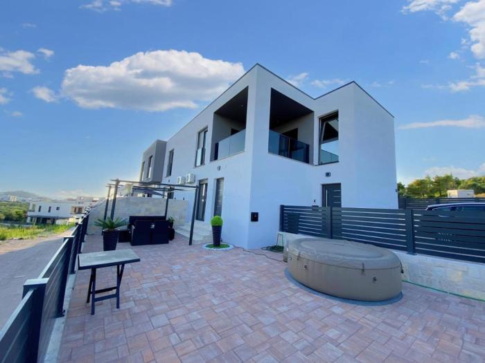 Alex Home Apartman