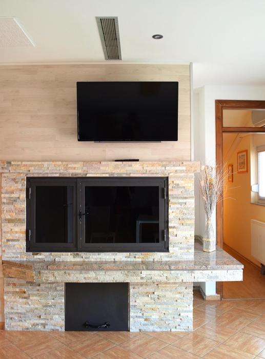 Prekrasan apartman sa kaminom