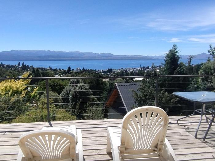 Casa con Increíble Vista al Lago (Michay)