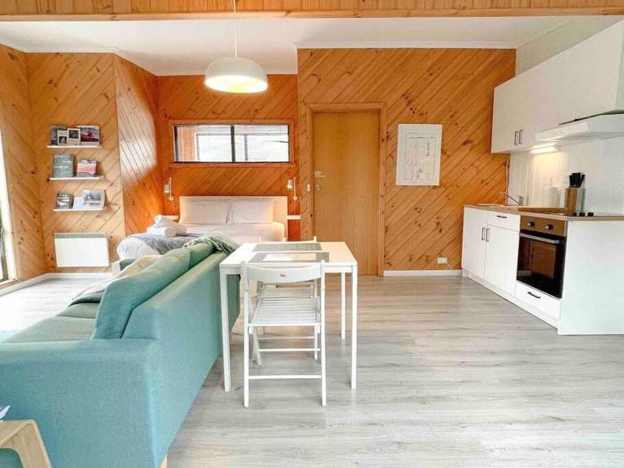 The Coles Bay Studio - Freycinet