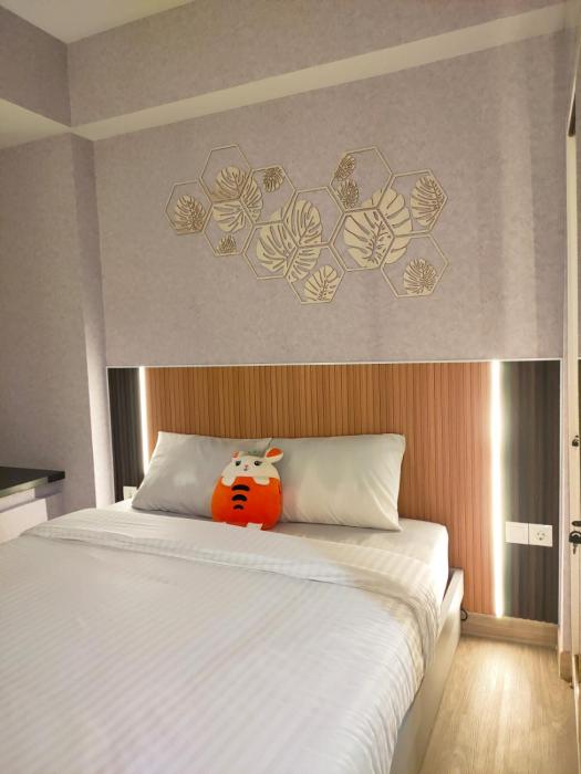 Newly renovated apartement @ collins boulevard