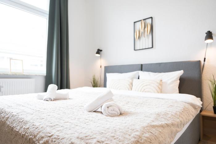 Ideal für Geschäftsreisende, Messe- & Uniklinikumsbesucher! Arbeitsplatz, Boxspring