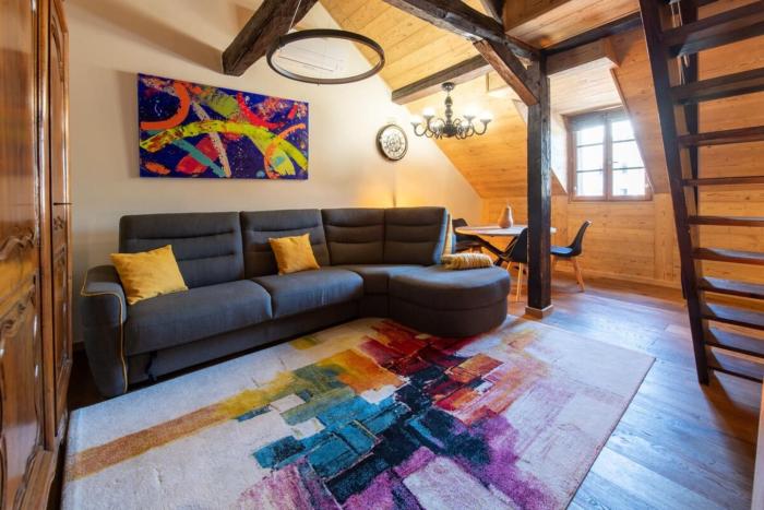 JURA Annecy Rent Lodge