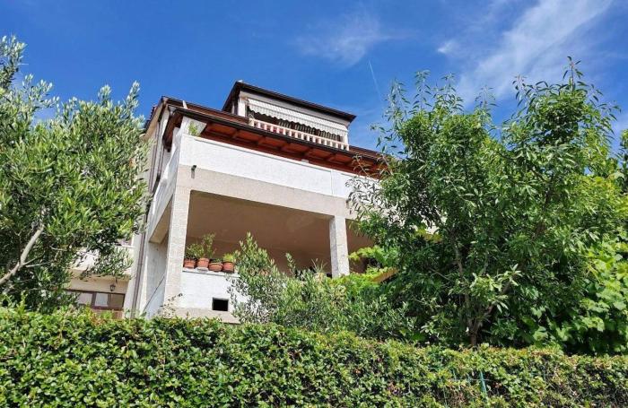 Apartments with parking space Banjol, Rab - 22421