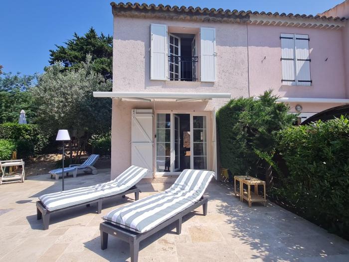 Mazet 3 pièces climatisé, piscine, proche plage à Sainte-Maxime - FR-1-780-9