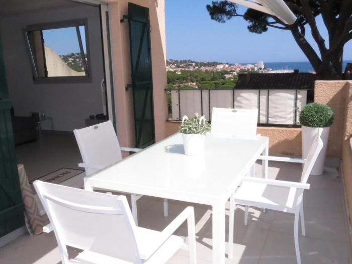 Appartement 3 pièces avec climatisation à Sainte-Maxime - FR-1-780-24