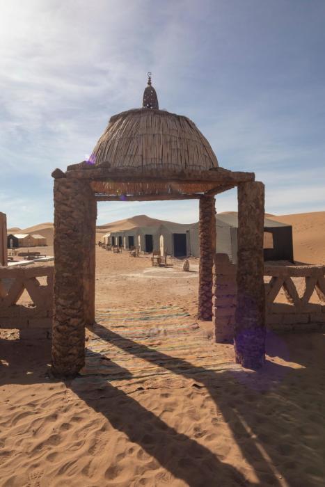 Erg Chigaga Daya Camp - Sahara Desert Stay