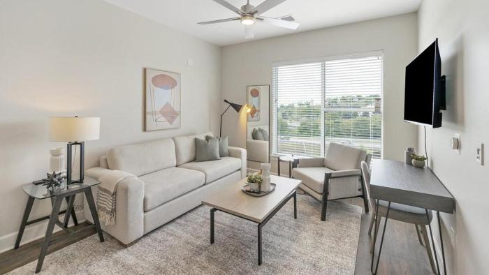 Landing Modern Apartment with Amazing Amenities (ID9133X64)