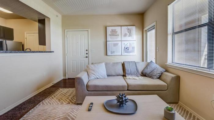 Landing Modern Apartment with Amazing Amenities (ID7692X68)