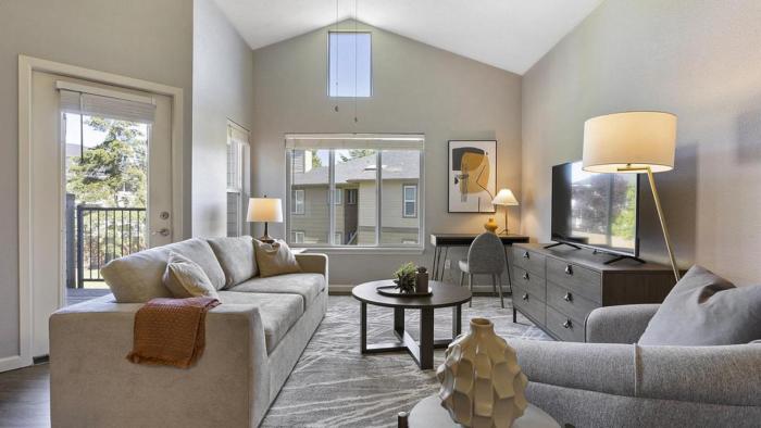 Landing Modern Apartment with Amazing Amenities (ID9835X53)