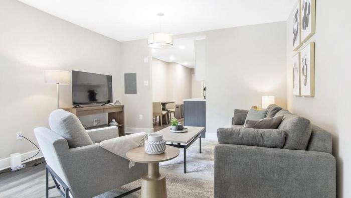 Landing Modern Apartment with Amazing Amenities (ID8363X48)