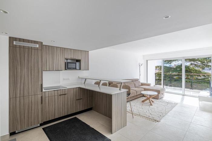 VILLA LERINS avec terrasse, haut standing et moderne