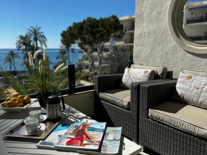 Seafront Skol Marbella Center by EaW Homes
