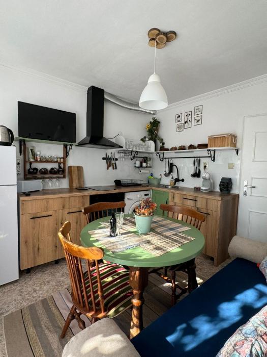 The Master and Margarita Apartment, Майстора и Маргарита 2