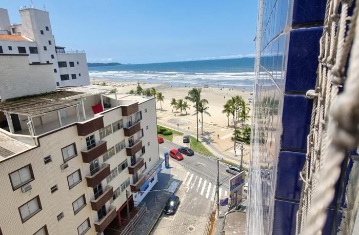 Apartamento Kit Ocian na Praia Grande Frente Mar