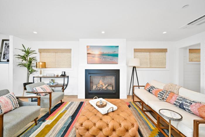 4 Bedrooms in BRAND NEW Luxury built Home walk to the beach