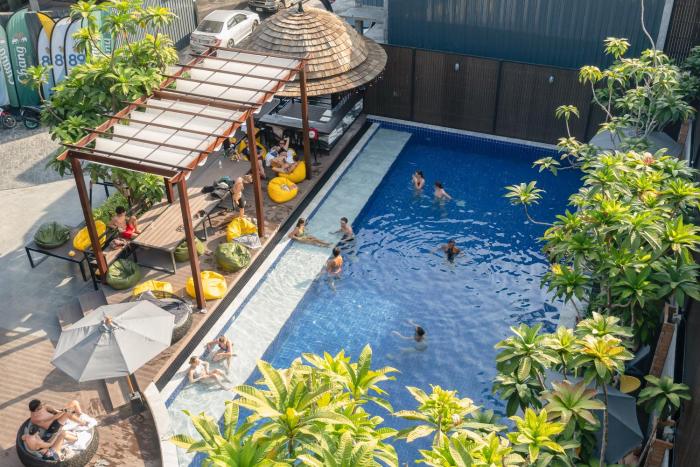 Sea Beach Hostel & Club Beachfront 18-39 years only