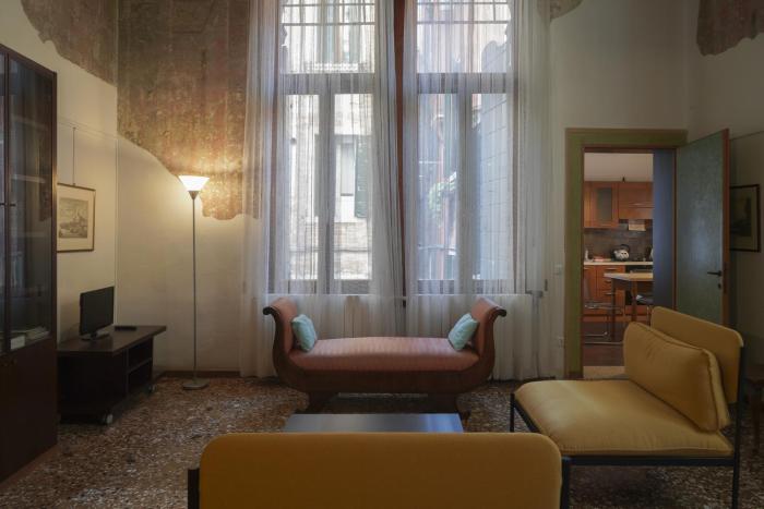 Melusina Fresco Venice Historical Center