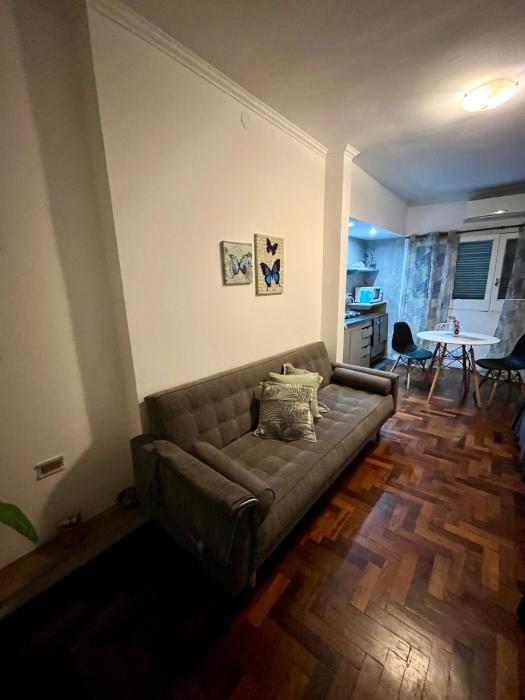 CASA SALTA-Departamento en la mejor ubicación de Corrientes a pasos de la peatonal y de la costanera