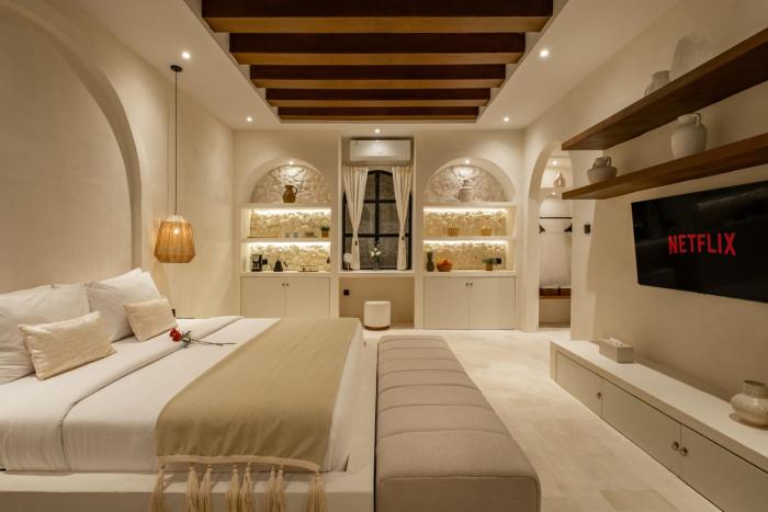 OriVista Luxury Private Pool Villa Amara Suites 1