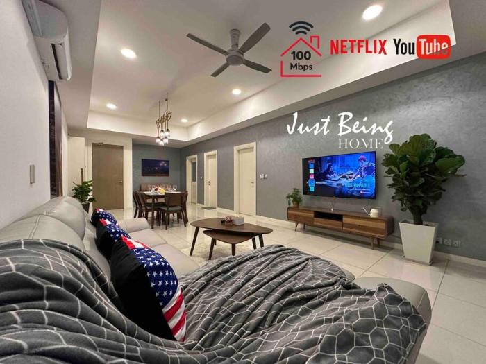 Just Being Home 5pax 1BR1BA 1Queen1Single1Sofa