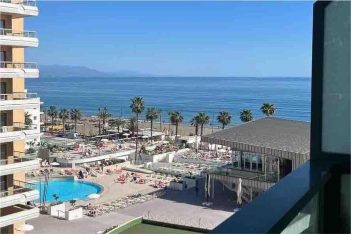 Apartamento equipado Bajondillo playa-piscina 2HAB