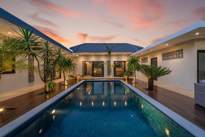 Villa Koya : Luxurious and Modern 3BR Villa in Seminyak!