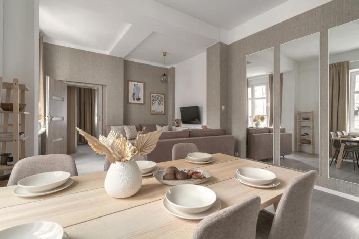 HARBOR APARTMENTS - Damrota