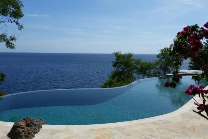 Villa Tengguli deluxe 20 m Infinitypool Ocean Front