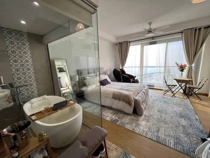 Luxury Seaview Studio Apartment -RAK Marjan Island