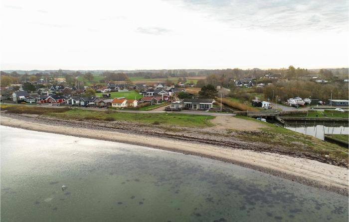 Four-Bedroom Holiday Home In Brenderup Fyn