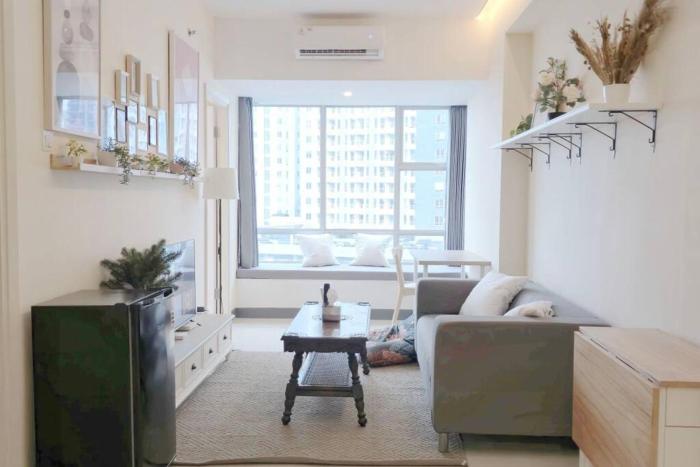 StöckHölmm at Anderson apartment