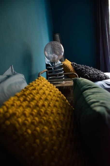 Une pause en Provence au Village des antiquaires de la Gare