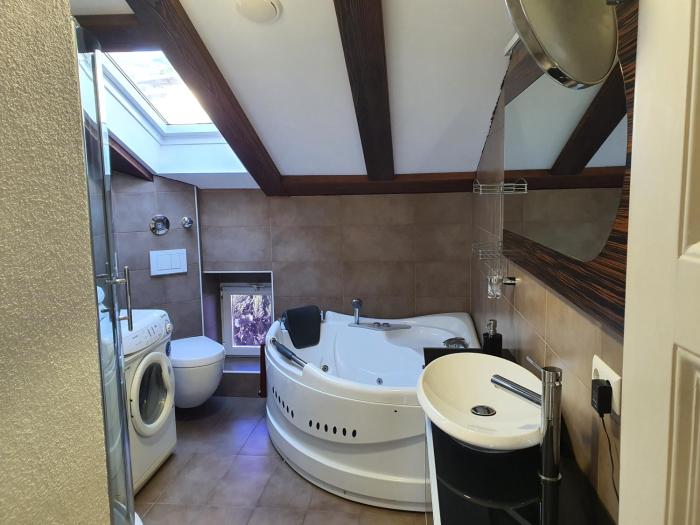 Central Opatija 3 bedroom apartment Mozart