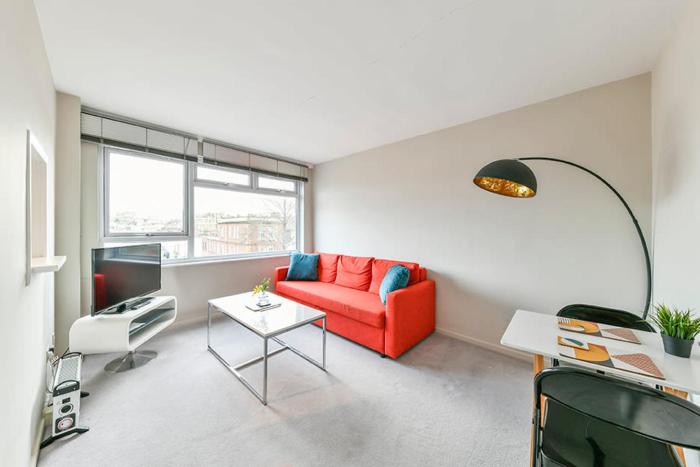 No 15 Brompton cross