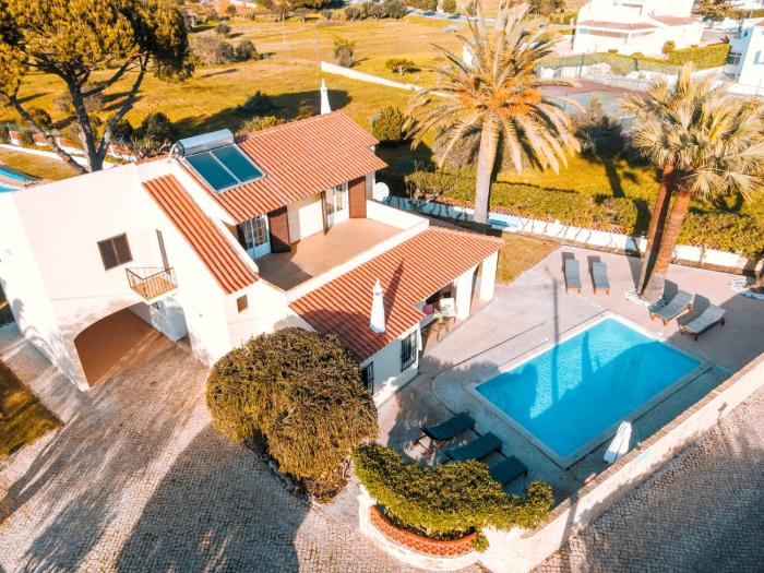 Villa Angélica - Cozy Homestay