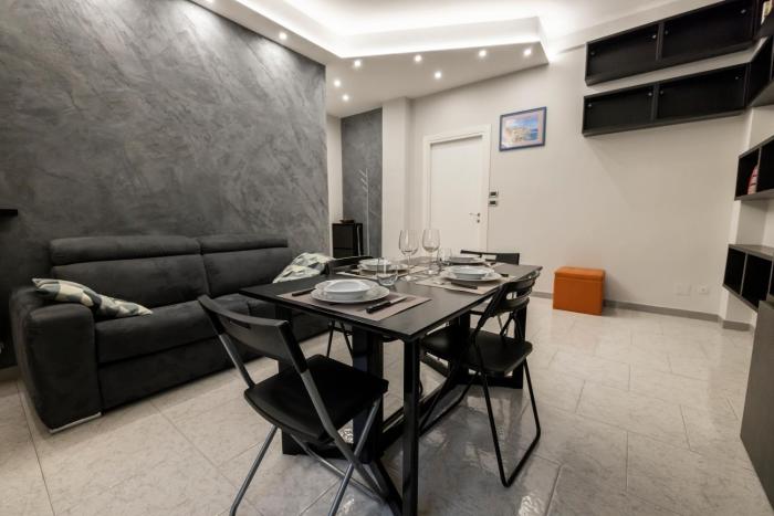 Tra Porta Susa e Piazza Statuto -Cortile Interno-