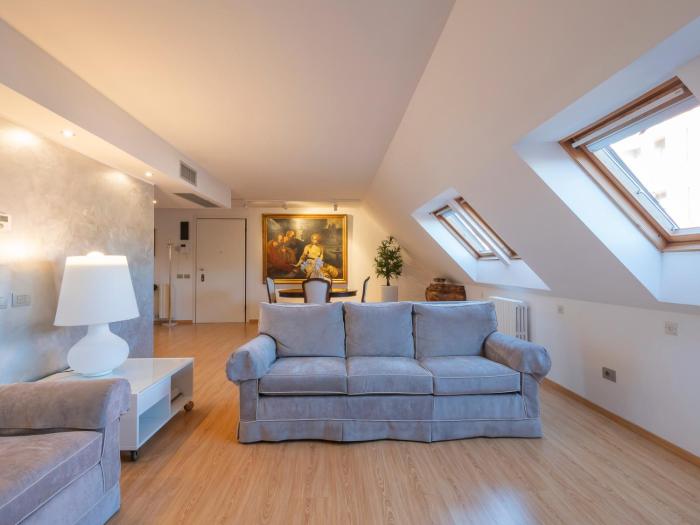 Xenia Apartments - Luxury & Elegant Penthouse in City Life