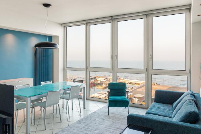 LUXURY BLUE LIVING RICCIONE PORTO